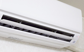 壁掛け型エアコン