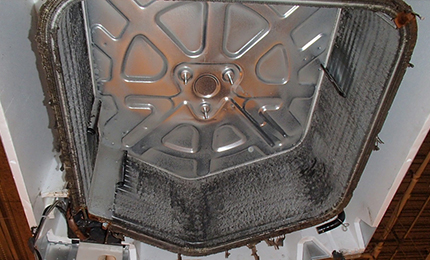 エアコン本体清掃：作業前