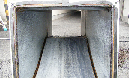 排気ダクト解体：清掃後