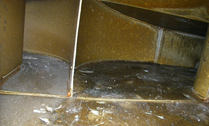 排気ダクト：作業前